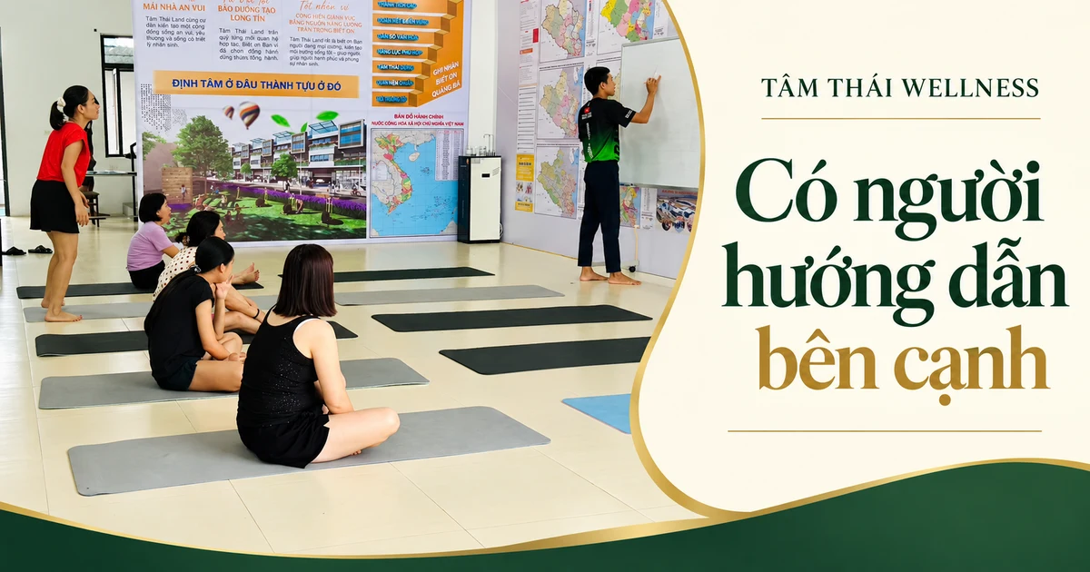 Người trình bày bên bảng hướng dẫn và nhóm người tham gia; chưa xác định nội dung giáo án.