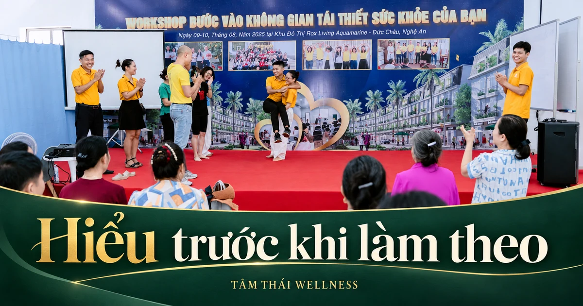 Toàn cảnh tương tác trên sân khấu và người tham gia tại workshop trong tư liệu.