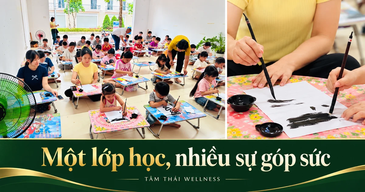 Nhiều người cùng tham gia quanh những bàn tập viết trong lớp.